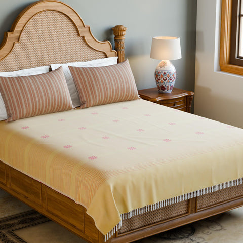 Hand-woven Baavan Buti Double Bedcover, Yellow