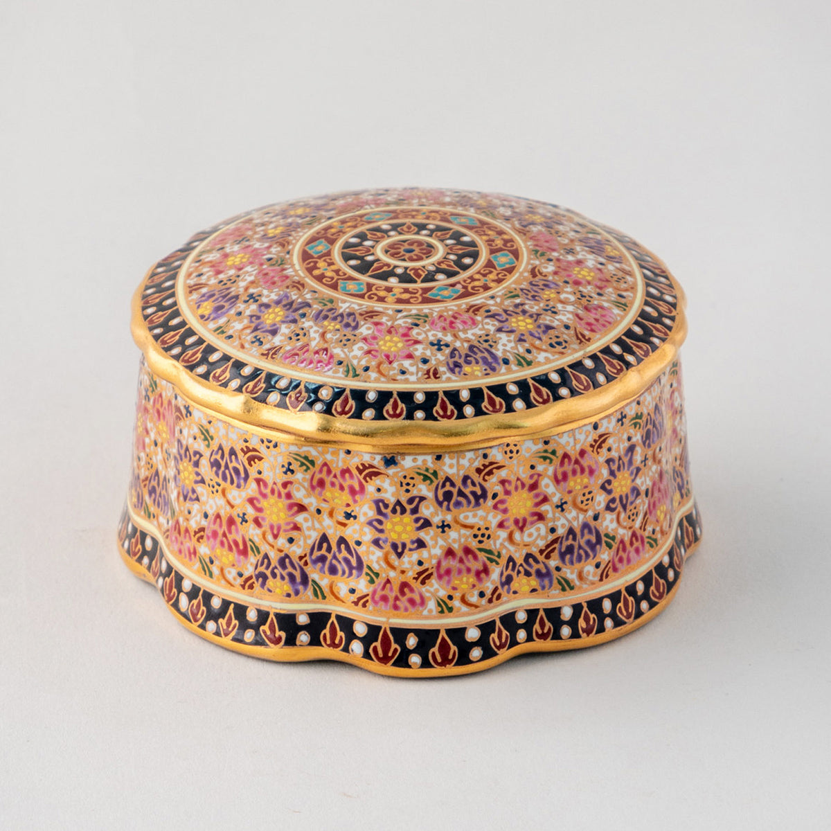 Hand-Painted Round Benjarong Casket