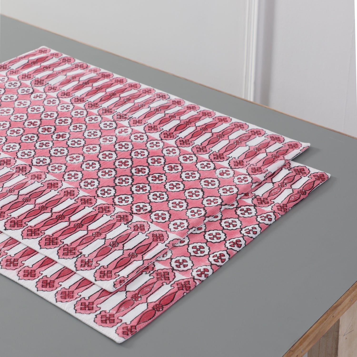 Block Printed Cotton Table Placemat Set of 2 - Pink