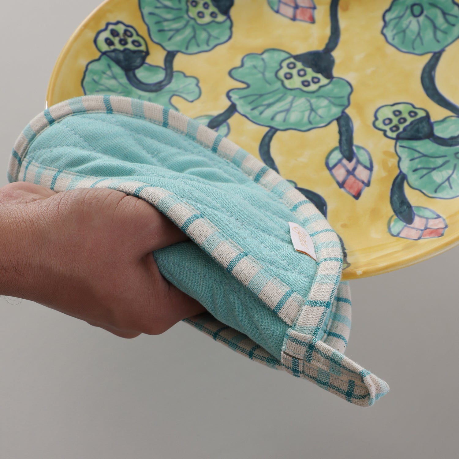 Woven Cotton Pot Holder with Pockets Set of 2