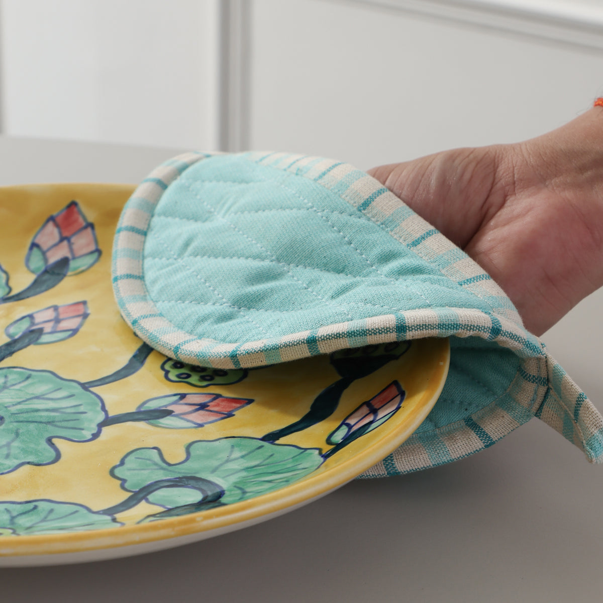 Woven Cotton Pot Holder with Pockets Set of 2