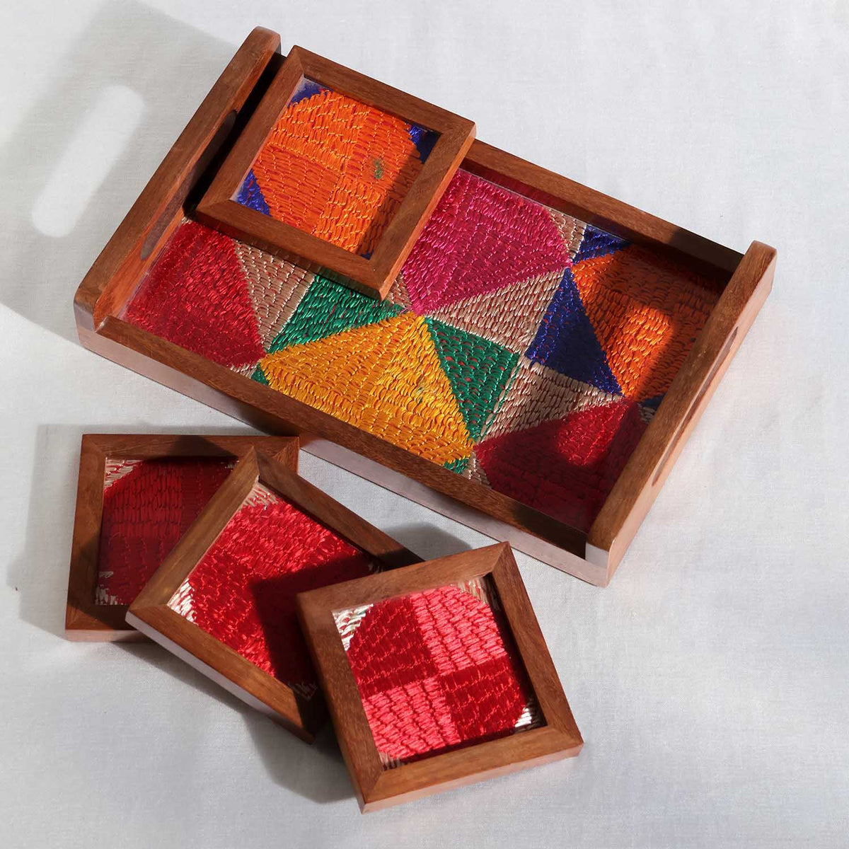 Sheesham Wood & Phulkari Silk Tray & 4 Coasters Set