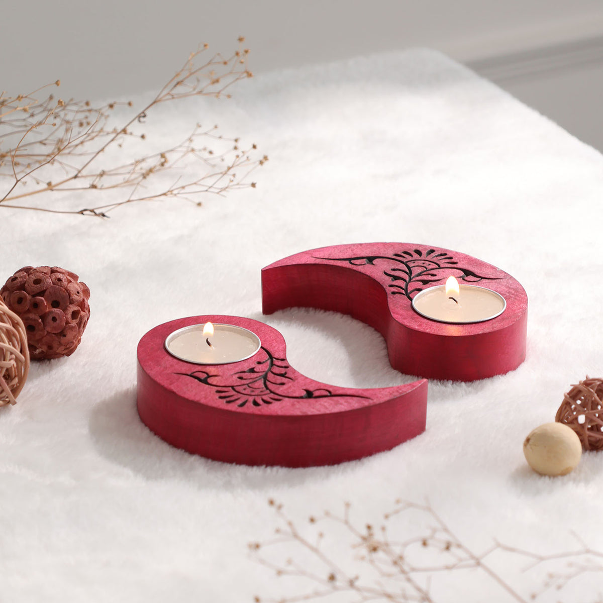 Ying Yang Floral T-Light Holders Red Set of 2