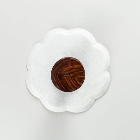 Marble & Wood Platter in Floral Shape - Size 8"