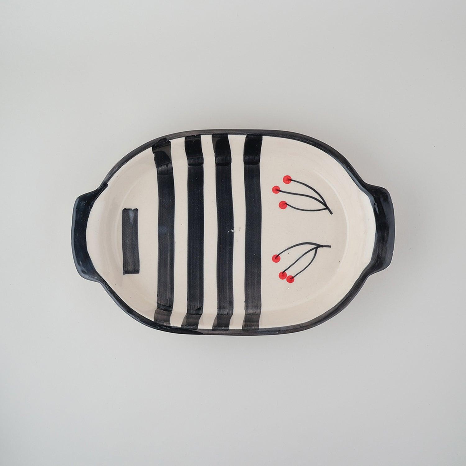 Ceramic Baking Dish (White & Black) - Eyaas