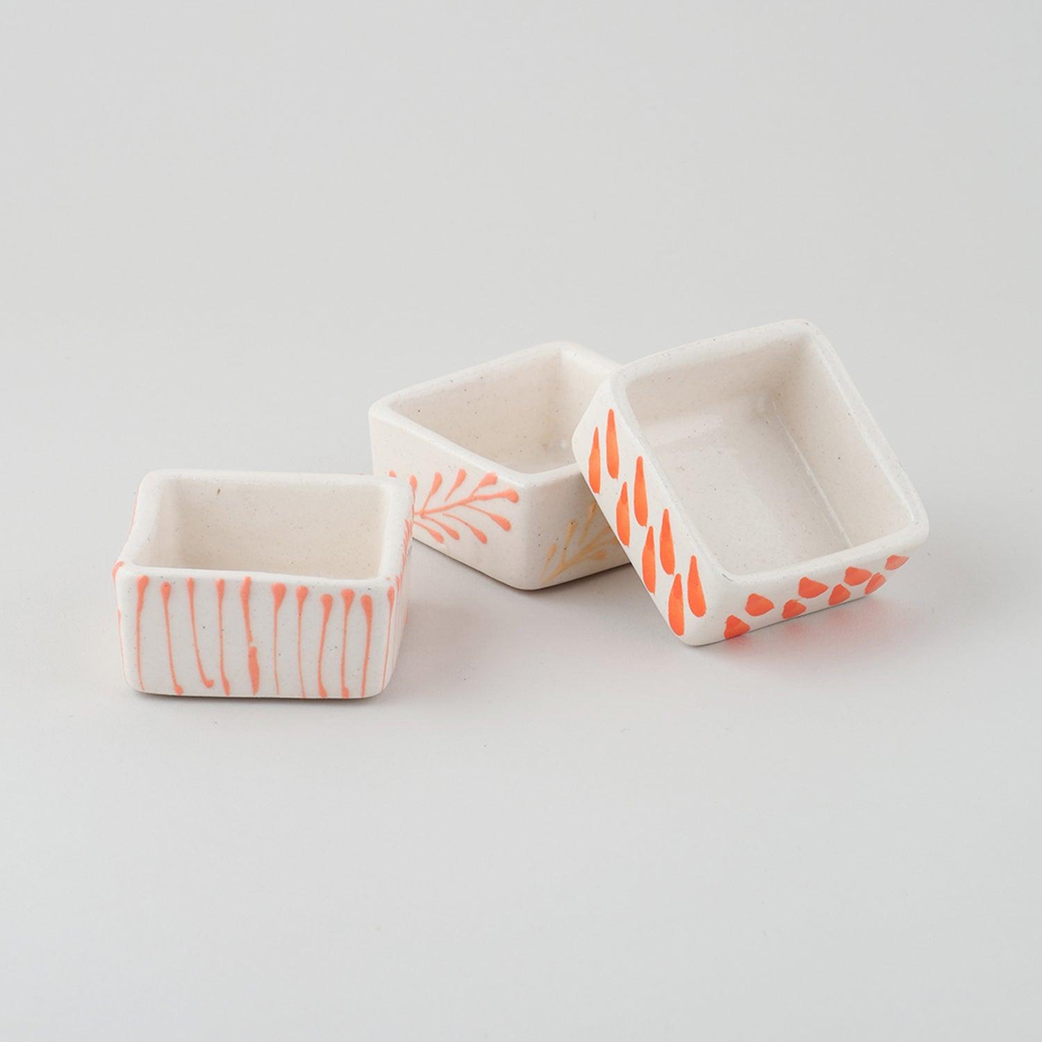 Square Ceramic Dip Bowls Set of 3 (White & Peach) - Eyaas