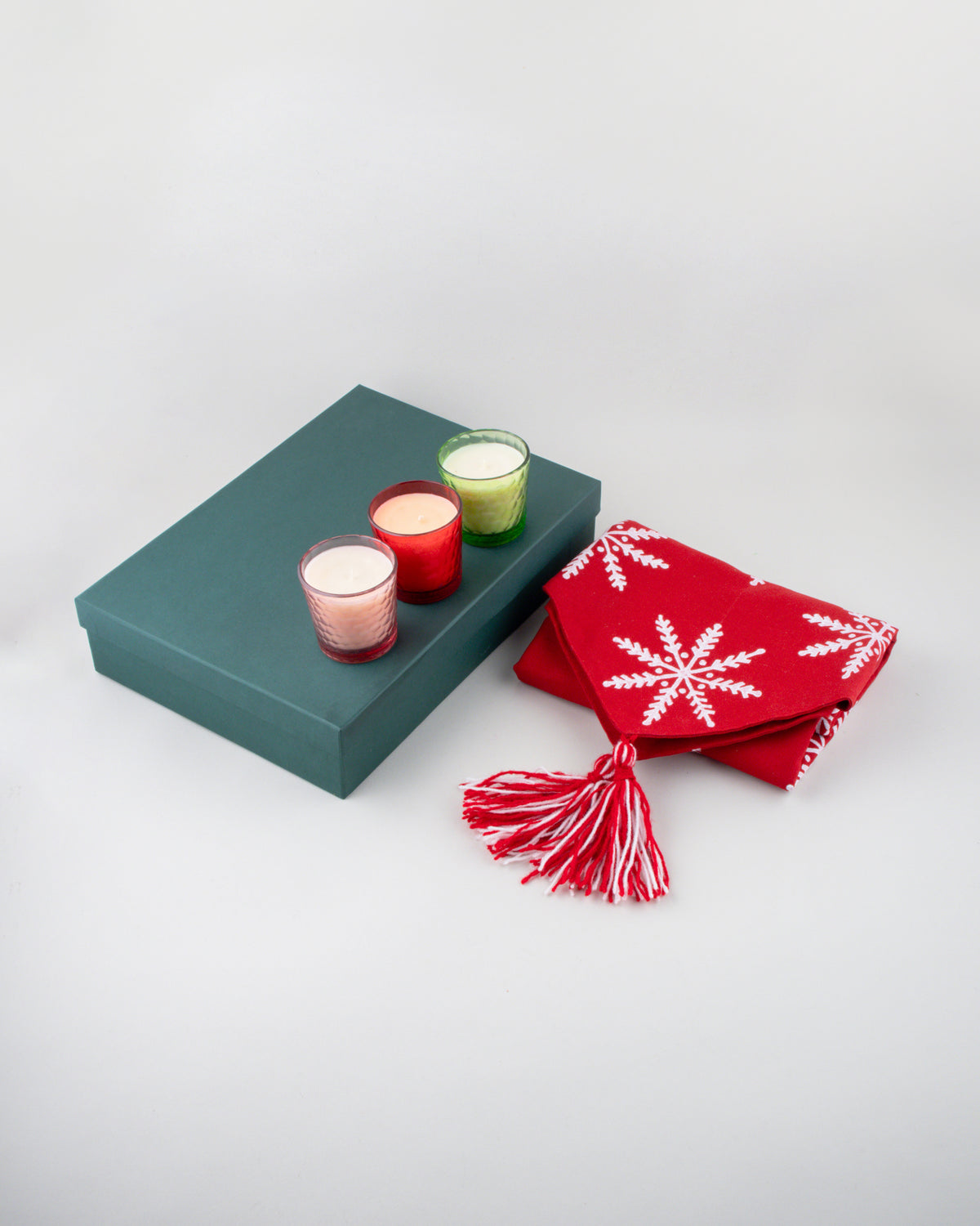 Dining Table Runner & Soy Candles Gift Hamper