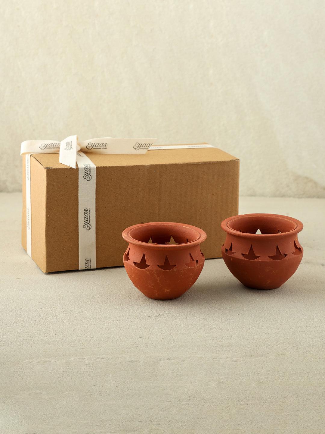 Handcrafted Diya Matka Set of 2 – Diya Cuts - Eyaas
