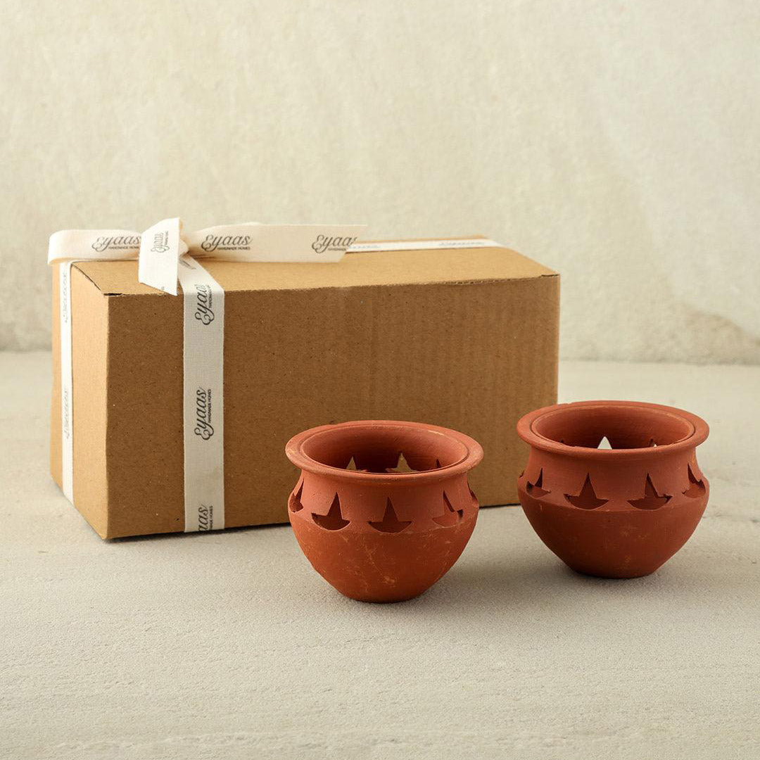 Handcrafted Diya Matka Set of 2 – Diya Cuts