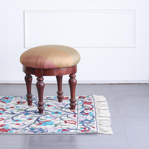 Beige Abstract Mother & Child Crewel Embroidery Rug, 2.5x4 ft