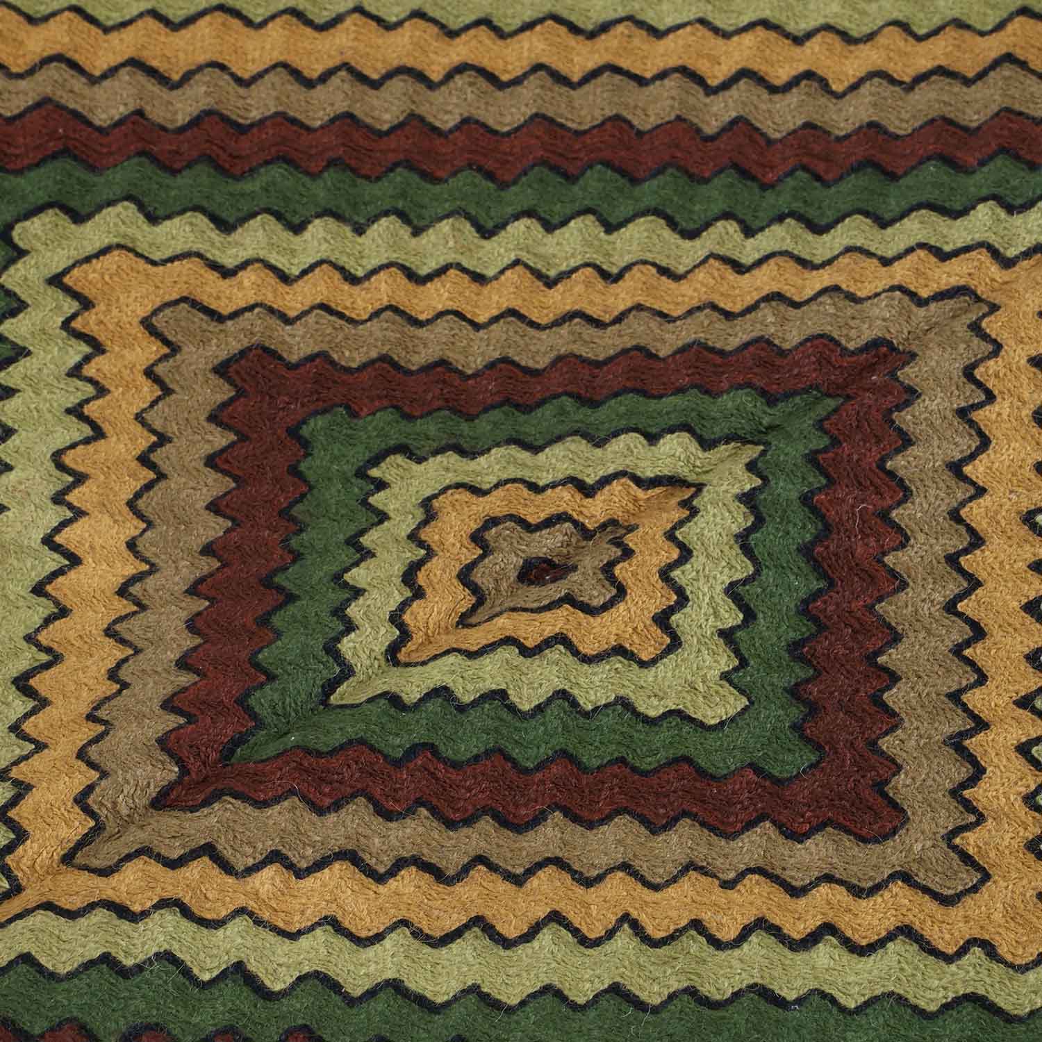 Off White & Green Geometric Crewel Embroidery Wool Rug, 3x5 ft