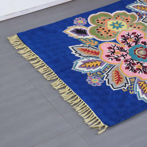 Multi-Colour Floral Kashmiri Crewel Embroidery Wool Rug, 3x5 ft