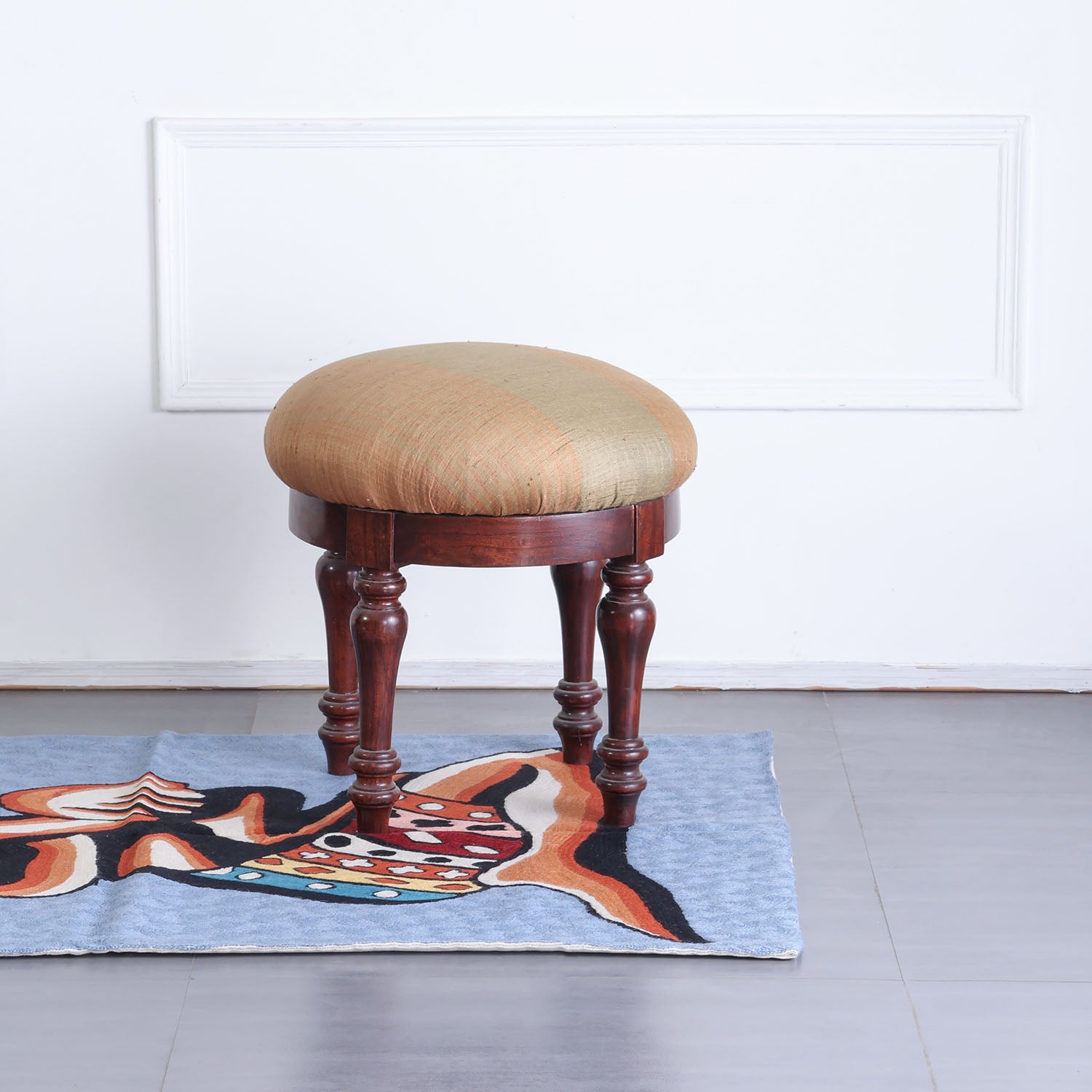 Grey Abstract Mother & Child Crewel Embroidery Wool Rug, 2.5x4 ft