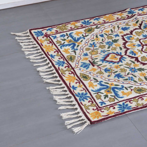 Off White & Blue Kashmiri Crewel Embroidery Rug, 2.5x4 ft