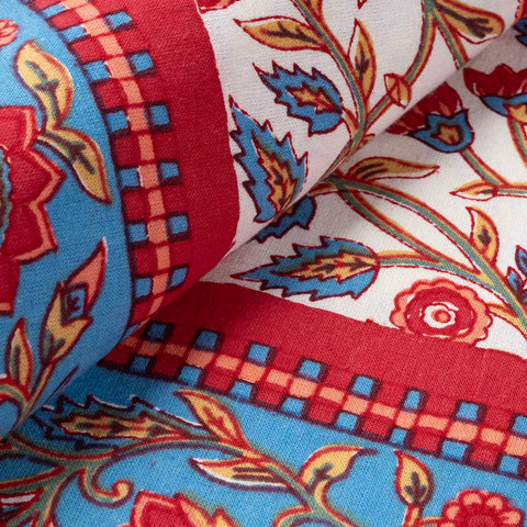 King-size Printed Bedcover With 2 Pillow Cases, Red - Eyaas