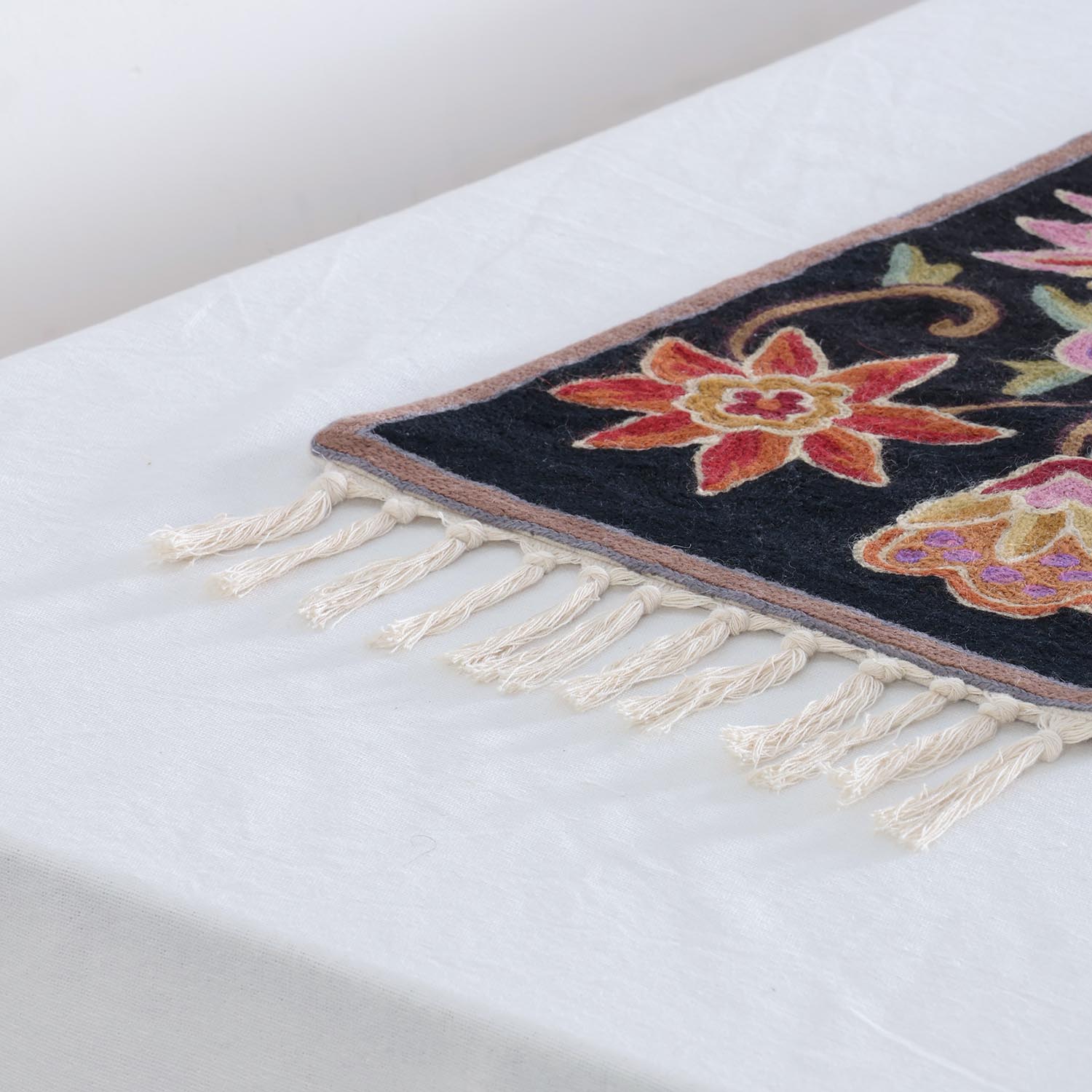Black Floral Crewel Embroidery Kashmiri Table Runner, 1x4 ft