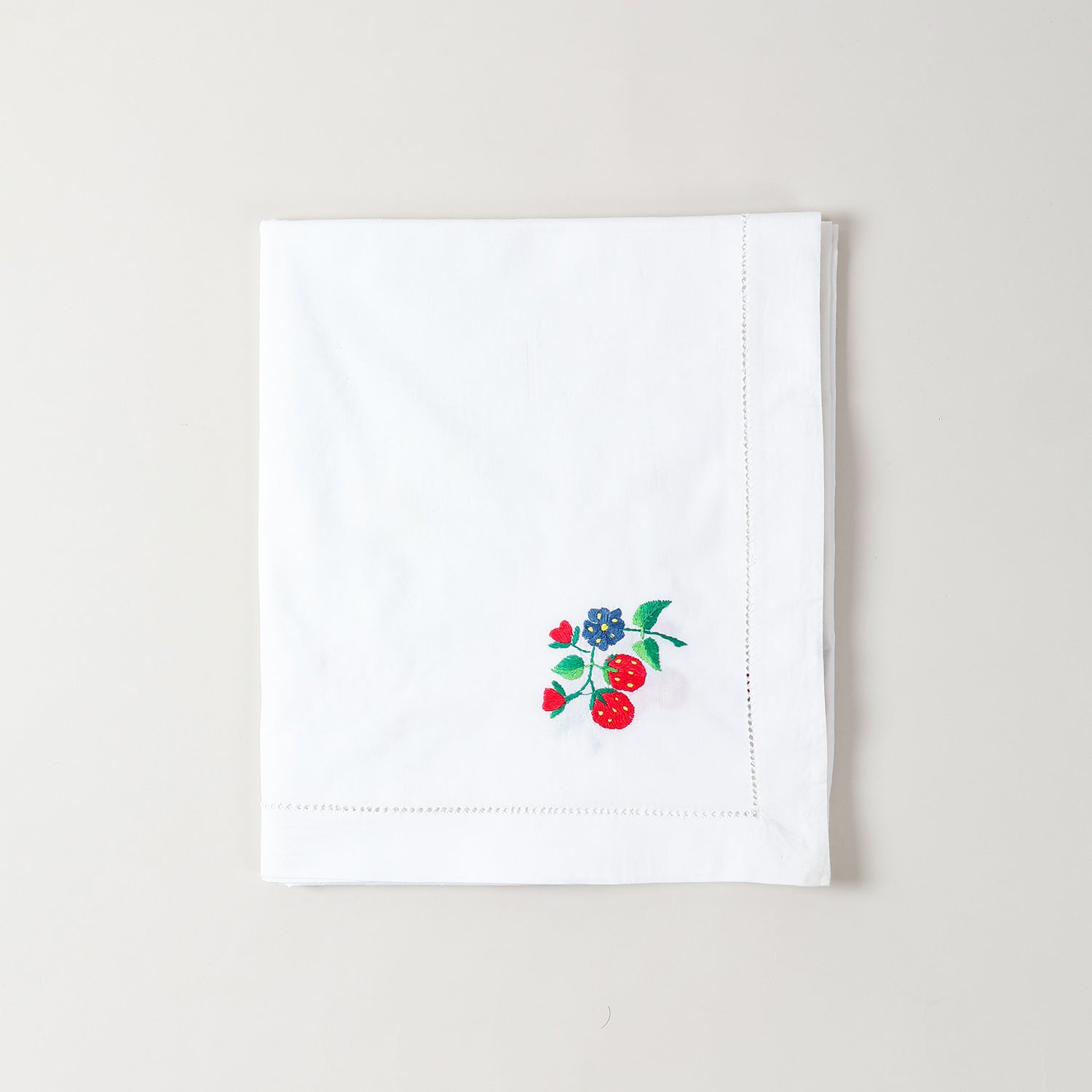 Wild Berries Embroidered Cutwork Table Cloth, 60 x 100