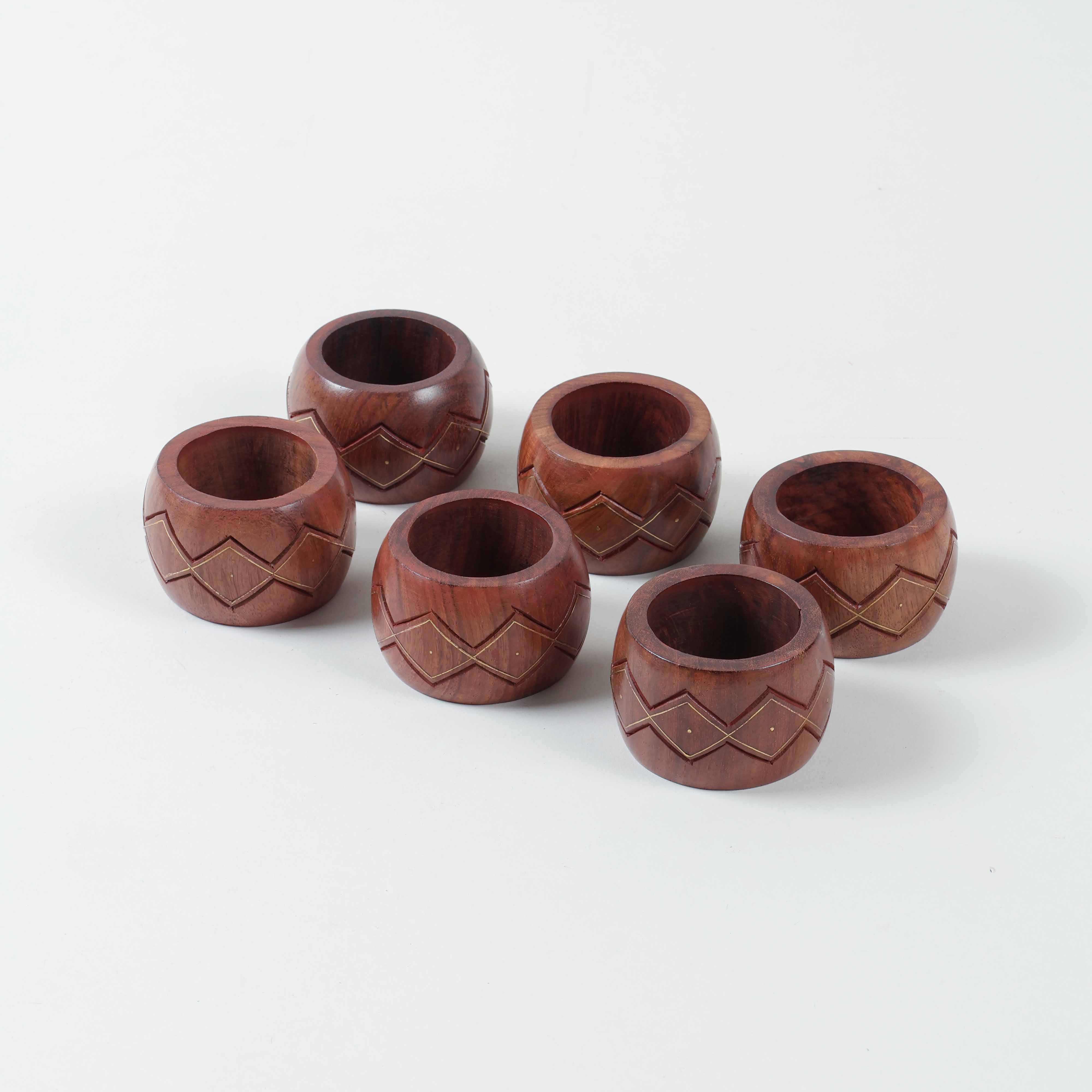 Round Zig-Zac Wooden Napkin Rings Set of 6 with Brass Inlay