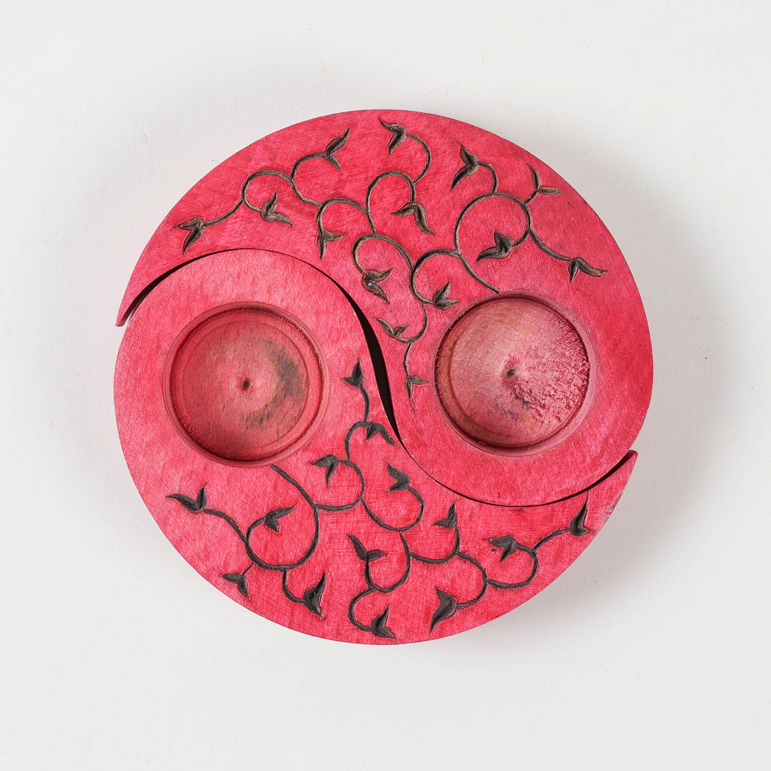 Ying Yang Leaves T-Light Holders Red Set of 2