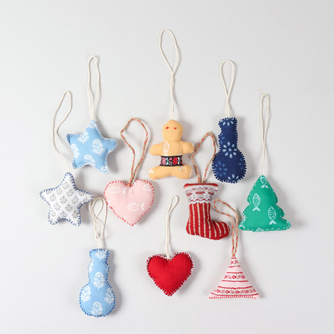 Handmade Christmas Tree Décor Set of 7 with Bag