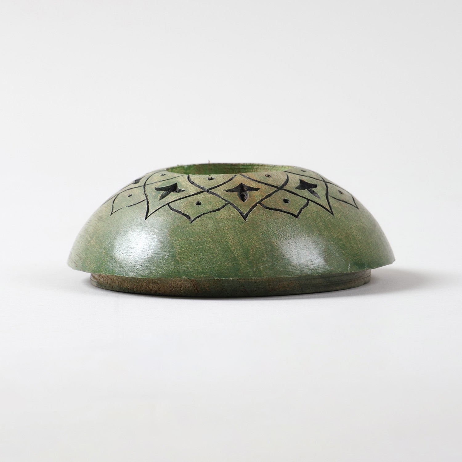 Handcarved T-Light Holder Set of 2, Red & Green