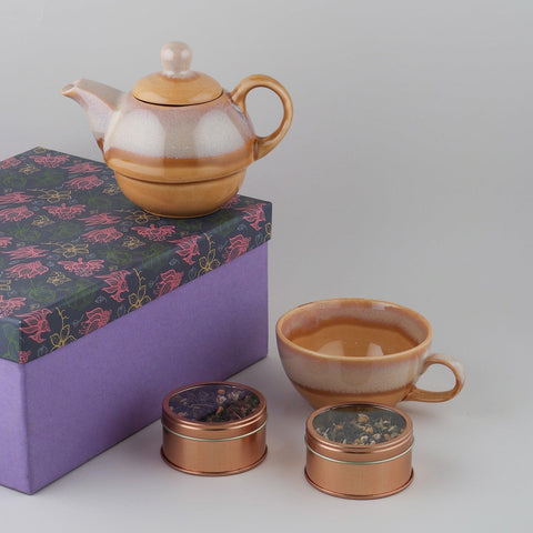 Tea Pot & Cup with Chamomile Teas (40 gms) Gift Set - Eyaas