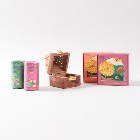 Holi Fragrance & Colour Gift Hamper, Pack of 4