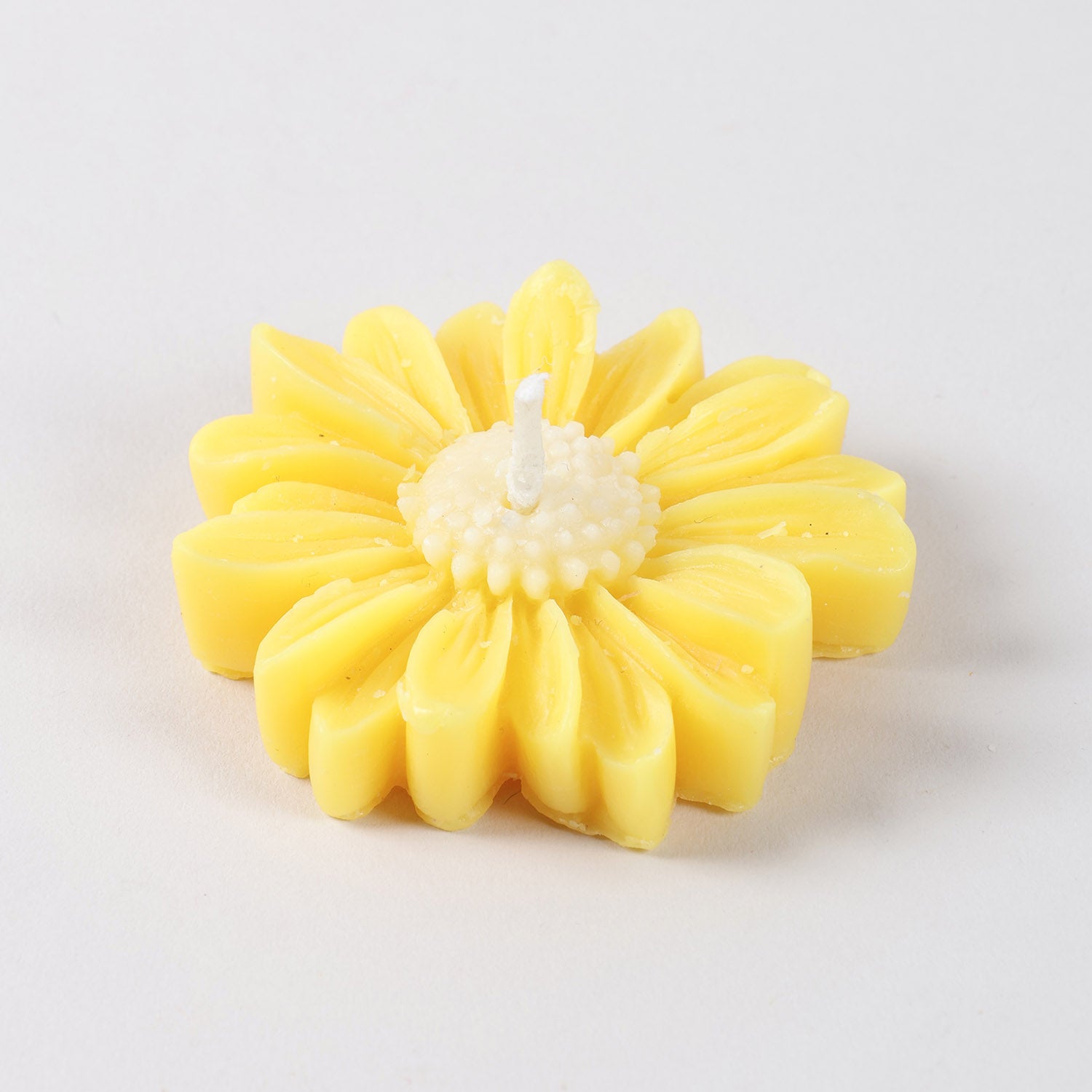 Daisy Candle Set of 4 (Yellow & White)
