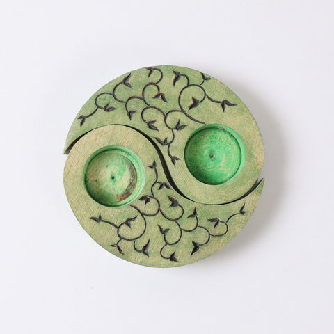 Ying Yang Leaves T-Light Holders Green Set of 2