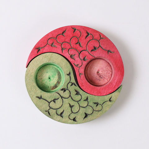 Ying Yang Leaves T-Light Holders Red & Green Set of 2