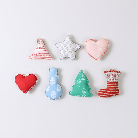 Handmade Christmas Tree Décor Set of 7 with Bag