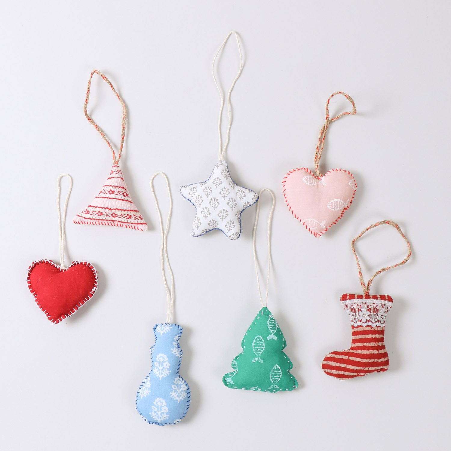 Handmade Christmas Tree Décor Set of 7 with Bag