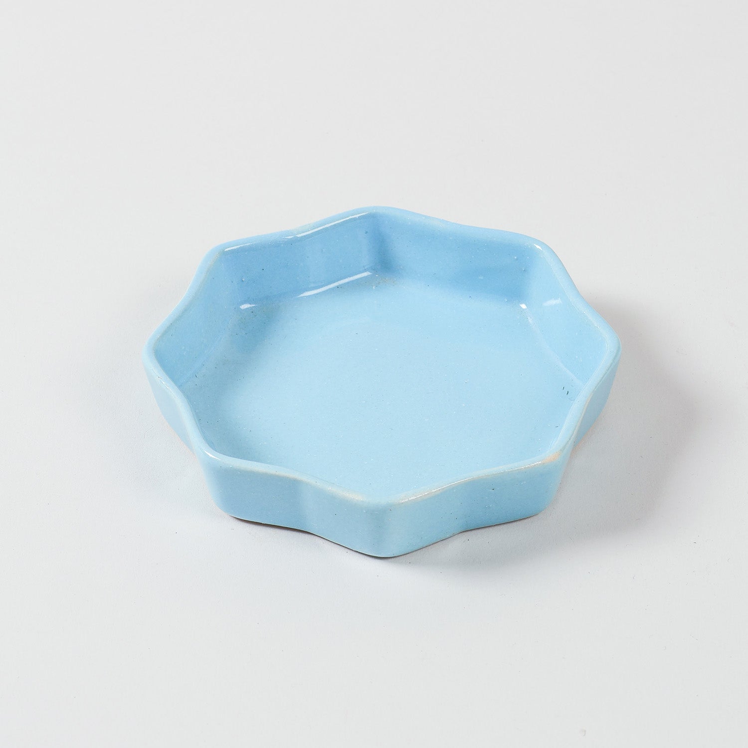 Hand-painted mini ceramic plate decor handcrafted in Khurja, ideal for miniature garden decorations, miniature decor, and garden accessories