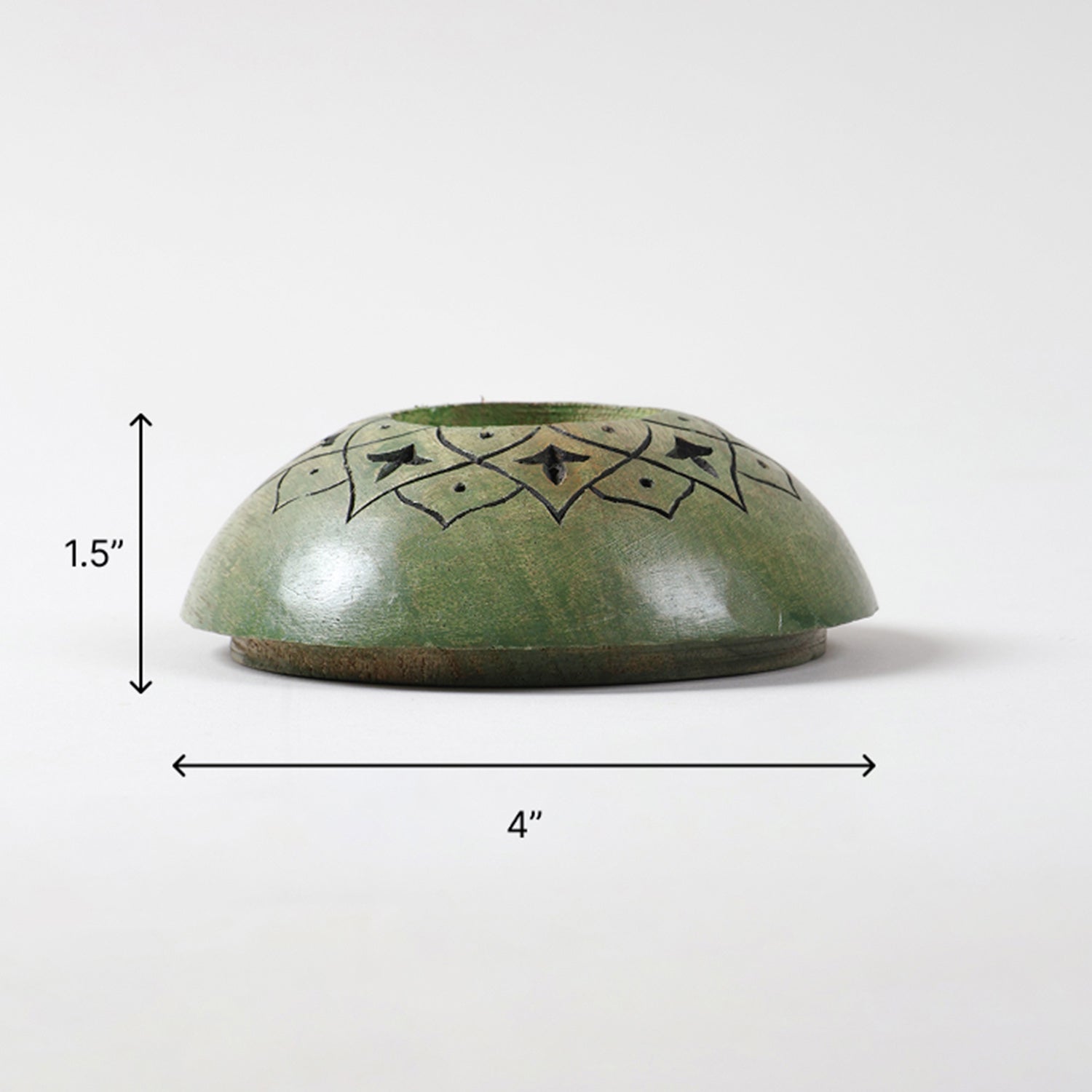 Handcarved T-Light Holder Set of 2, Red & Green