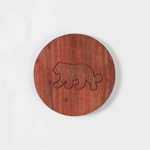 Single rosewood coaster featuring detailed tiger brass inlay, handcrafted using traditional Tarkashi techniques