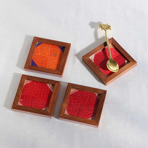 Sheesham wood tea coaster set for dining tables, coffee tables, and everyday tableware.