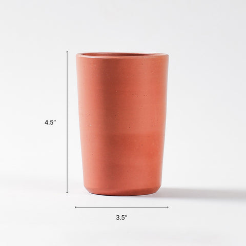 Terracotta tumbler size guide showing 320 ml capacity and dimensions for daily beverage use