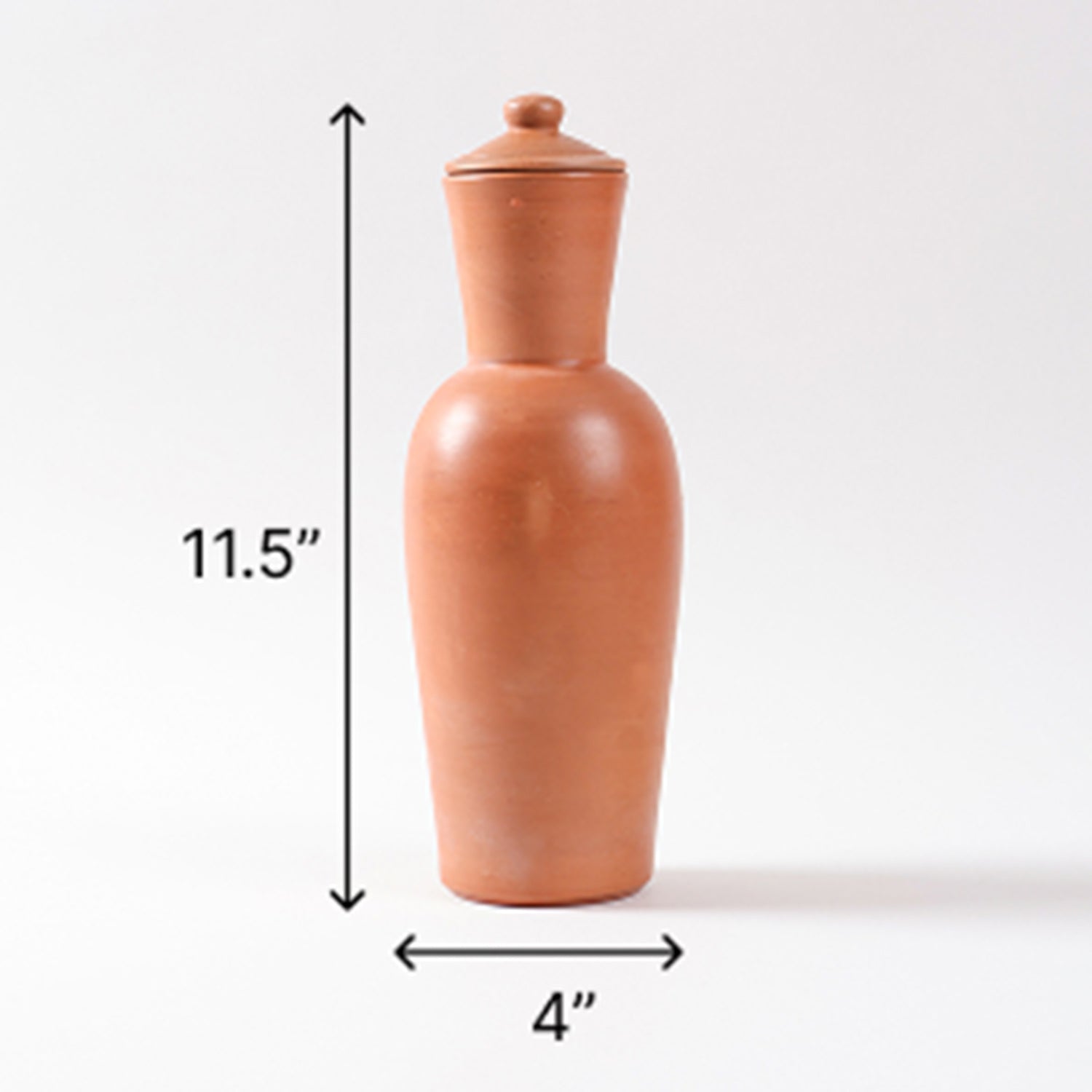 Size chart of terracotta water bottle showing dimensions of 3.75 inches diameter, 11.5 inches height, and 1 litre capacity